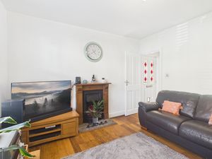 Living Room- click for photo gallery